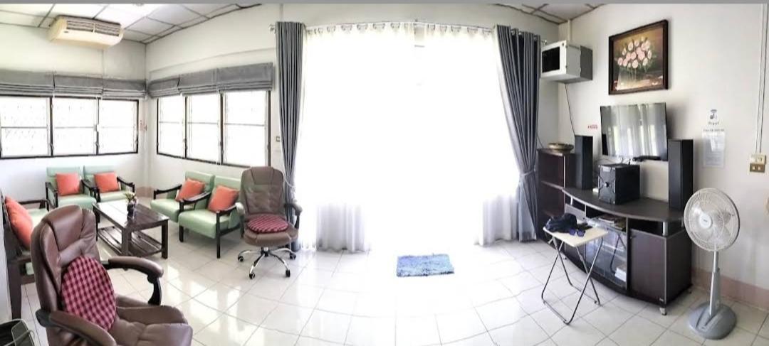 Lamphun Garden Home Luaran gambar